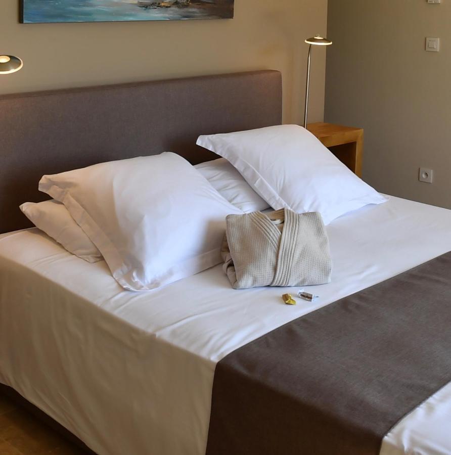 Chambres D'Hotes Le Pontillaou La Garde-Freinet Extérieur photo
